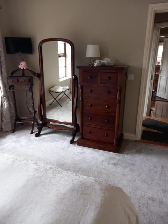 Clonoughter Heights Bed & Breakfast Glin Dış mekan fotoğraf